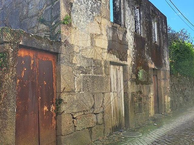 Casa venda em Molelos, Tondela