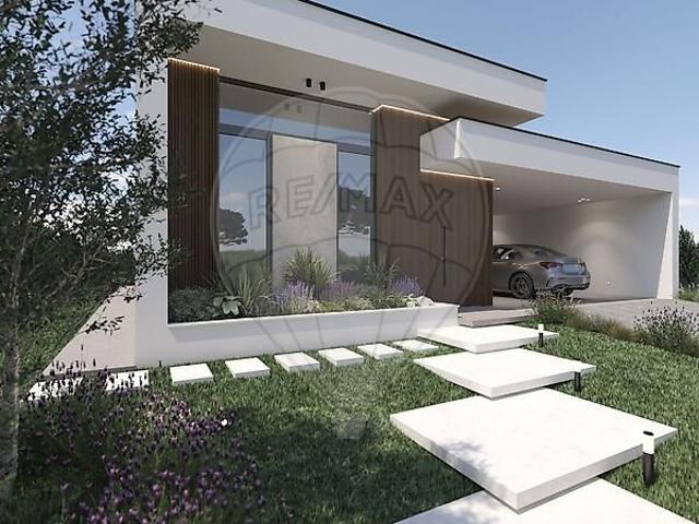 Casa venda em Monte Redondo, Leiria