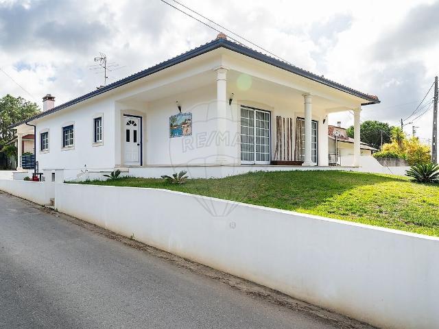 Casa venda em Monte Redondo, Leiria