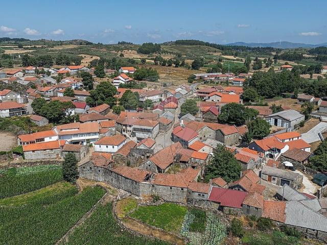 Casa venda em Negrões, Montalegre
