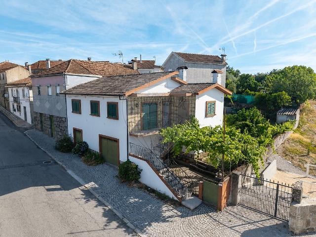 Casa venda em Tonda, Tondela