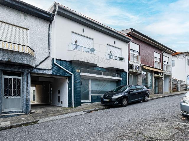 Casa venda em Paredes, Bitarães