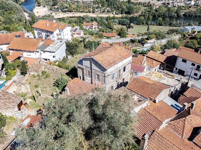 Casa venda em Figueira de Lorvão, Penacova