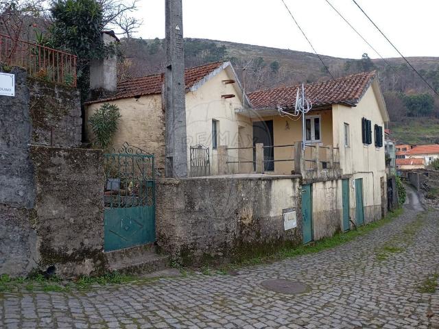 Casa venda em Sermanha, Peso Da Régua