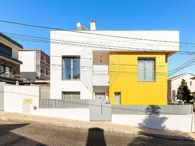 Casa venda em Bairro do Saramagal, Odivelas