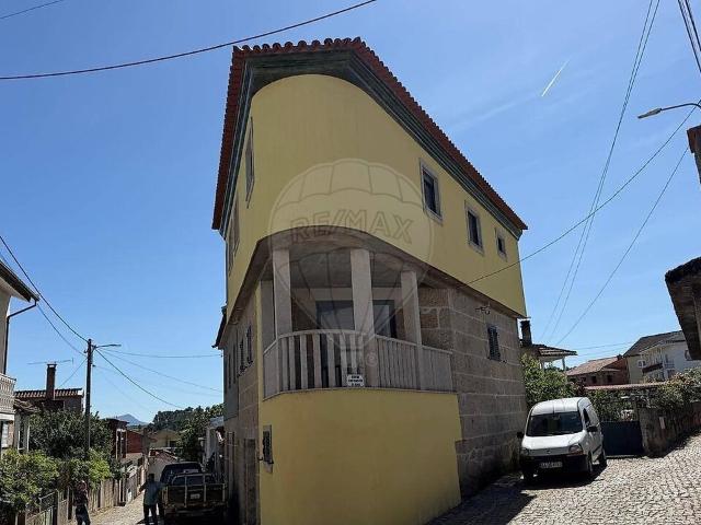 Casa venda em Possacos, Valpaços