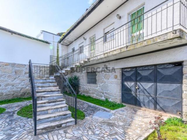 Casa venda em Póvoa De Lanhoso