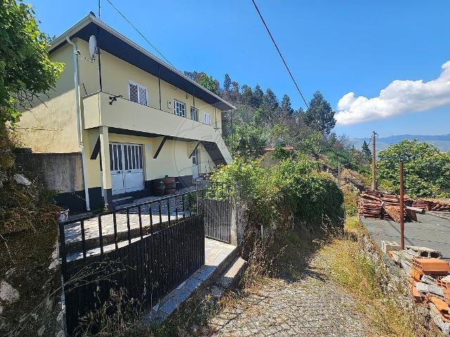 Casa venda em Reriz e Gafanhão, Castro Daire