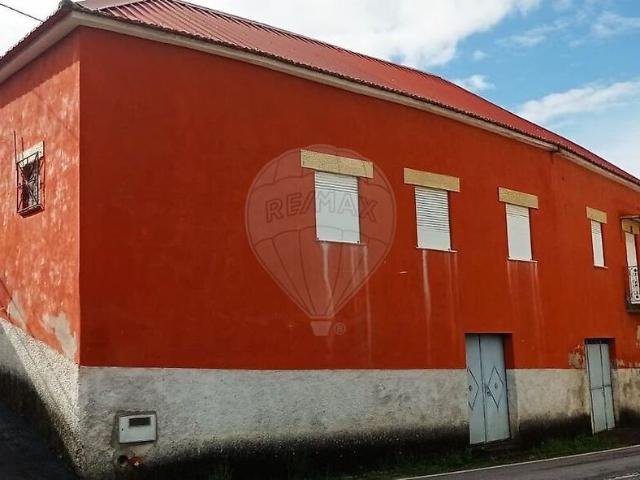 Casa venda em Ribamondego, Gouveia