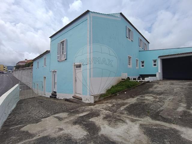 Casa venda em Açores, Ribeira Grande