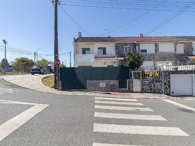 Casa venda em Rio de Mouro, Lisboa