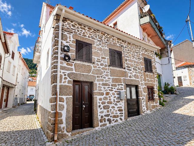 Casa venda em Manteigas (Santa Maria), Manteigas