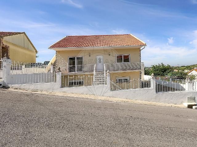 Casa venda em Pinheiro, Sobral de Monte Agraço