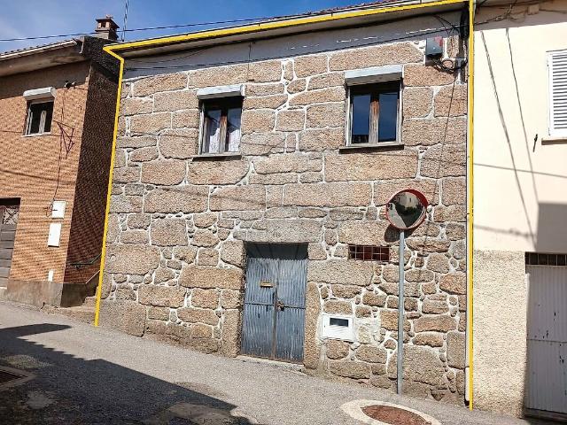 Casa venda em Santiago de Besteiros, Tondela