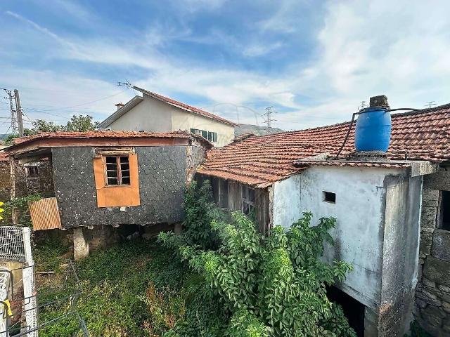 Casa venda em Santiago de Piães, Viseu