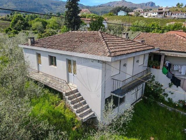 Casa venda em Couto, Peso da Régua