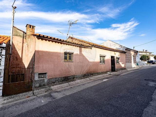 Casa venda em Semide e Rio Vide, Miranda do Corvo