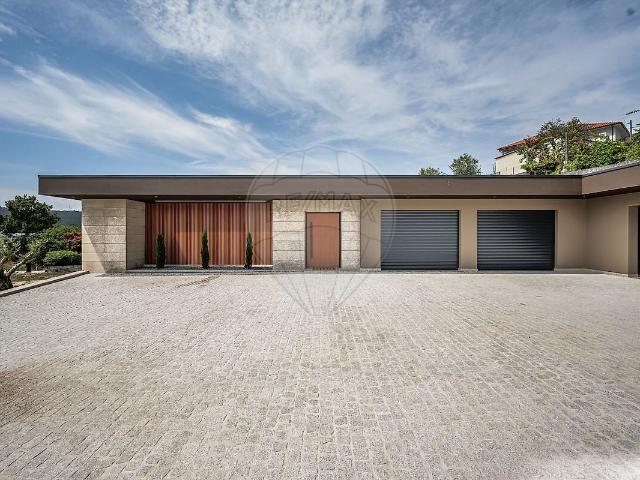 Casa venda em Taíde, Póvoa de Lanhoso