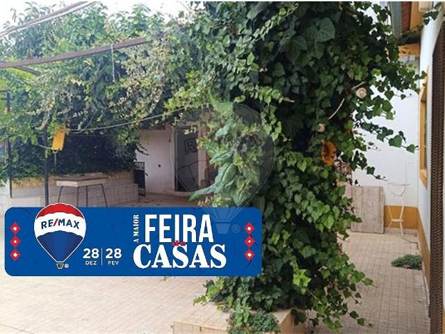 Casa venda em Almonda, Torres Novas