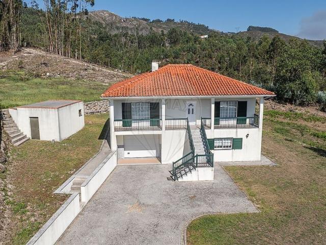 Casa venda em Taíde, Póvoa de Lanhoso