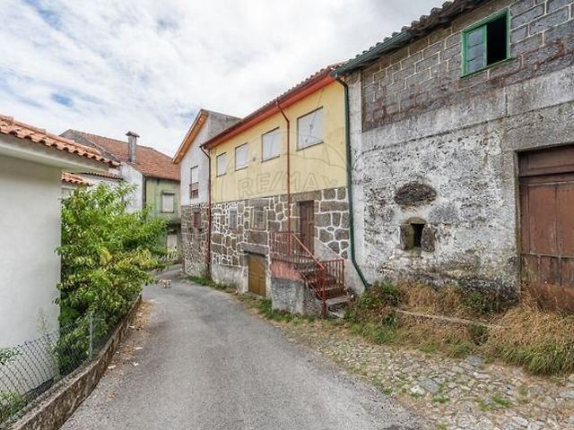 Casa venda em Prado (São Miguel), Vila Verde