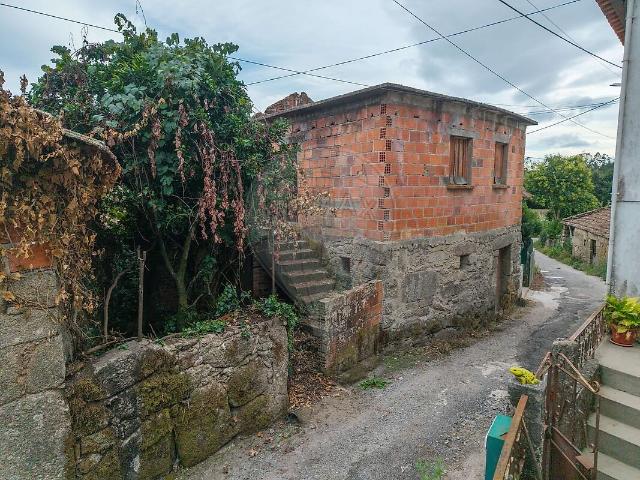 Casa venda em Mosteiro de Fráguas, Tondela