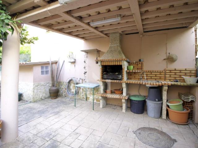Casa venda em Estômbar, Faro