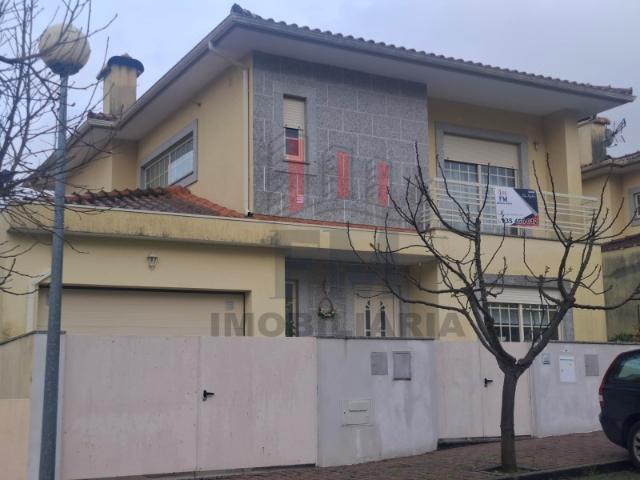 Casa venda em Vila Fonche, Arcos De Valdevez