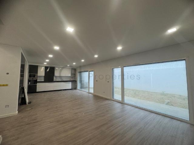 Vivenda venda em Seixal, Corroios