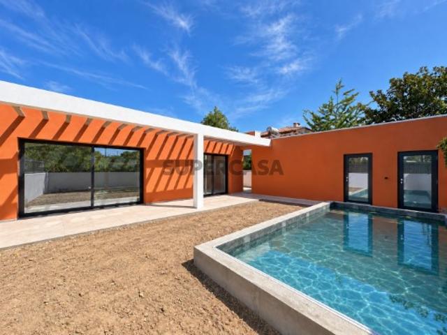 Casa venda em Azeitão (São Lourenço e São Simão), Setúbal