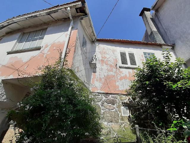Casa venda em Santa Ovaia de Baixo, Tondela