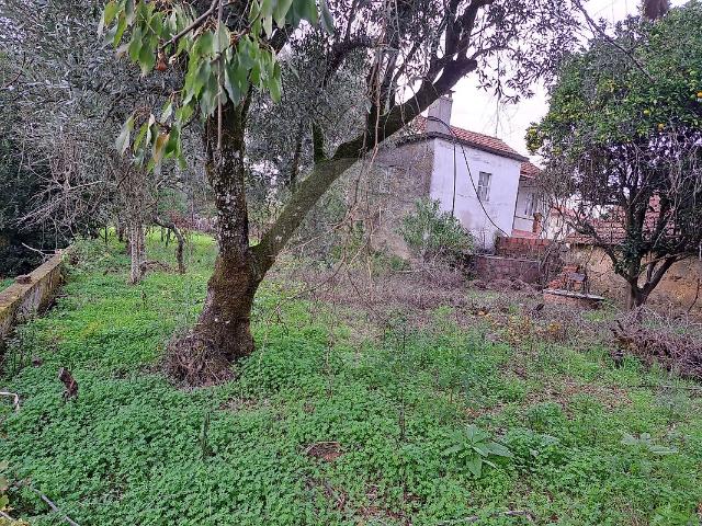 Casa venda em Santa Ovaia de Baixo, Tondela