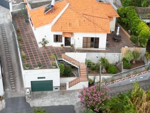 Casa venda em Santa Cruz