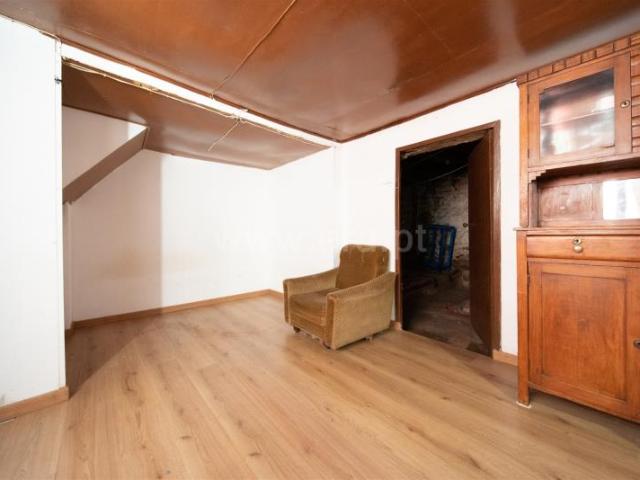 Casa venda em Castelo Branco, Caria