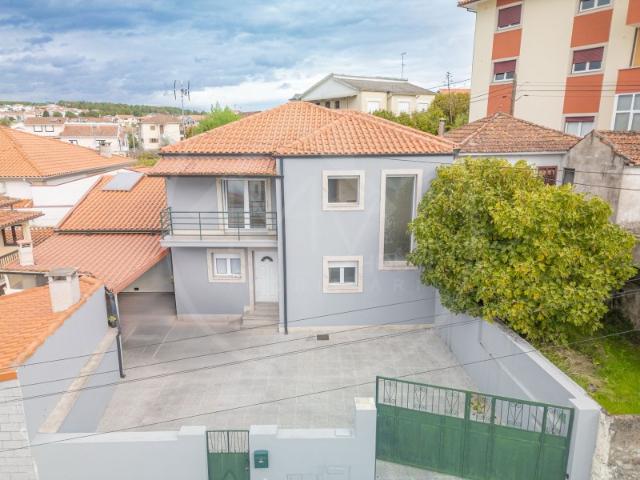 Casa venda em Santa Cruz/Trindade e Sanjurge, Chaves