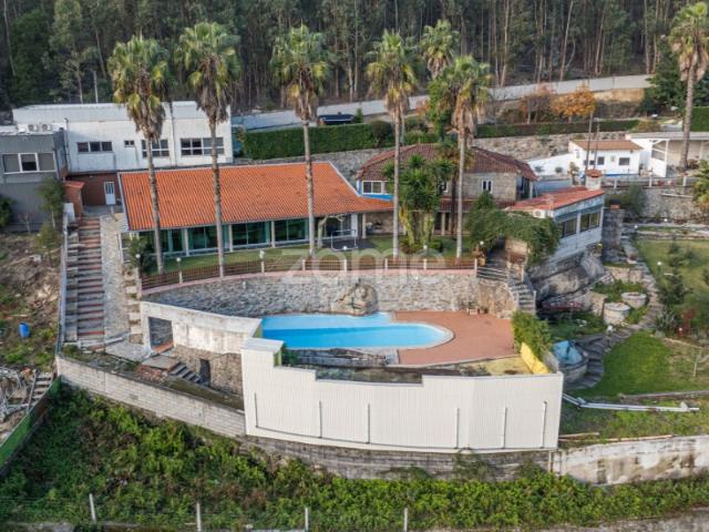 Casa venda em Moure, Arcozelo