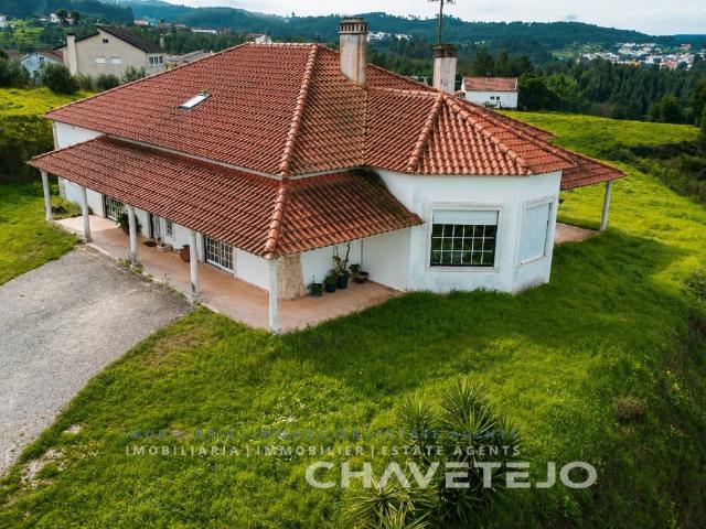 Vivenda venda em Asseiceira, Rio Maior