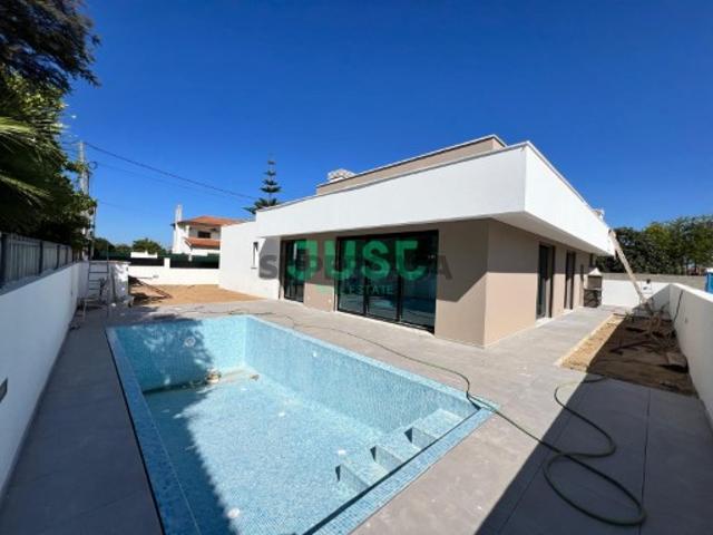 Casa venda em Azeitão (São Lourenço e São Simão), Setúbal