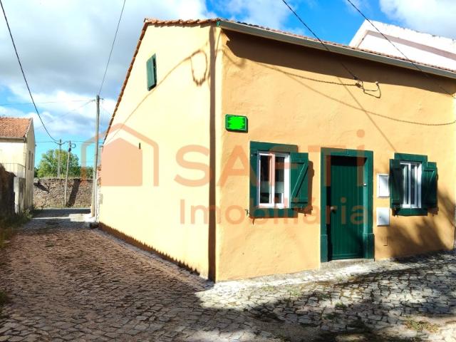 Casa venda em Feteiras, Pussos São Pedro