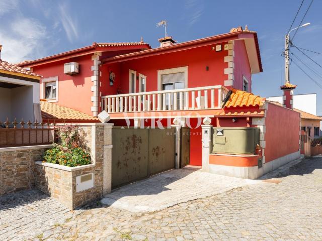 Casa venda em Galegos (Santa Maria), Arcozelo