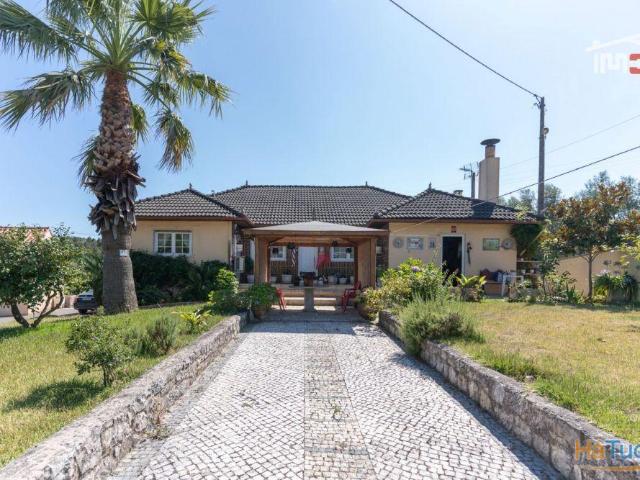 Casa venda em Batalha, Leiria