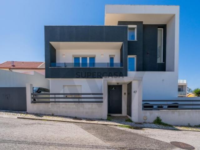 Casa venda em Bairro dos CTT, Odivelas