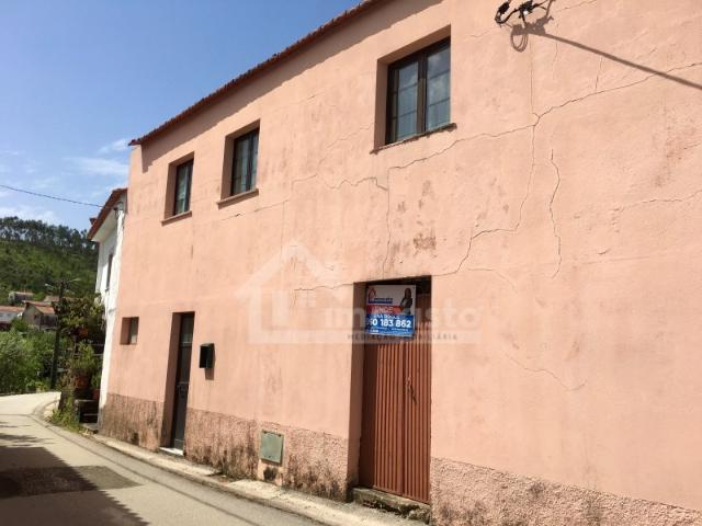 Casa venda em Figueiró Dos Vinhos, Leiria