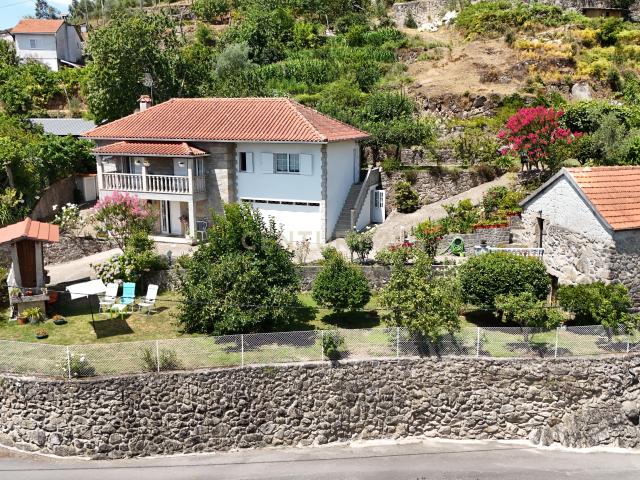 Casa venda em São Pedro Do Sul, Viseu