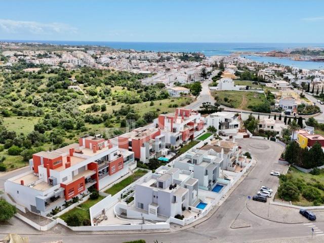 Vivenda venda em Ferragudo, Faro