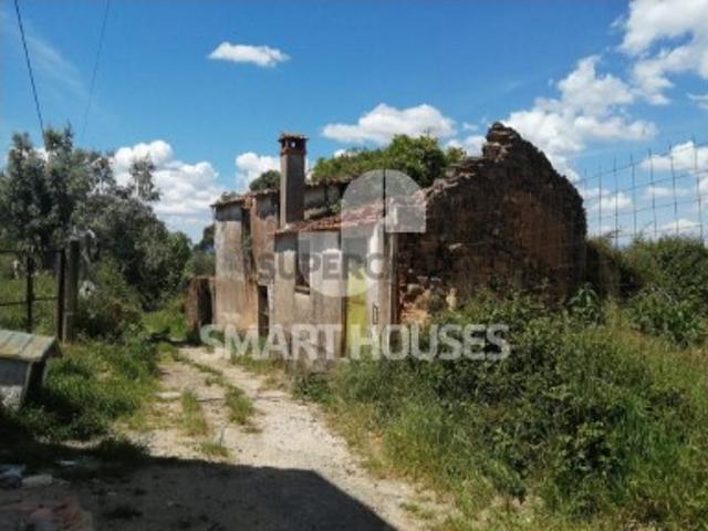Casa venda em Covelo de Baixo, Tábua
