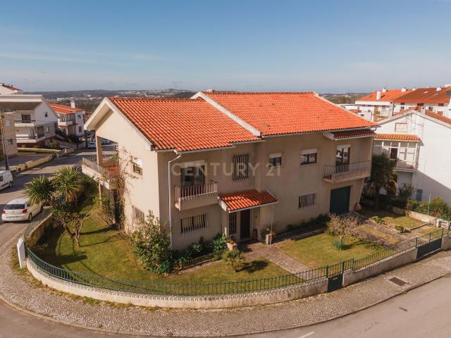 Casa venda em Cruz d'Areia, Leiria