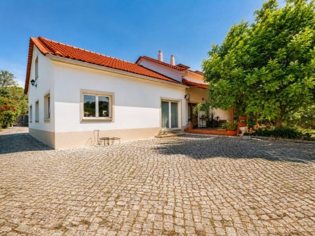 Casa venda em Alcobaça, Leiria