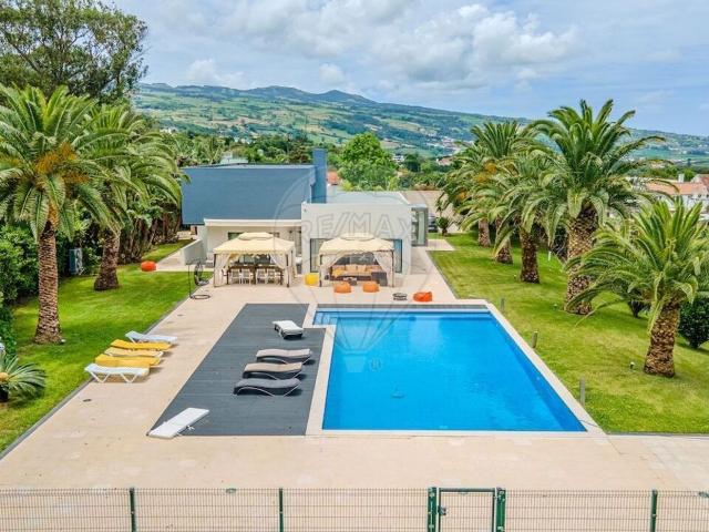 Casa venda em Açores, São Vicente Ferreira