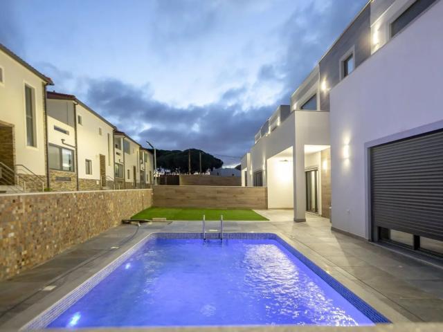 Casa venda em Albufeira e Olhos de Água, Albufeira